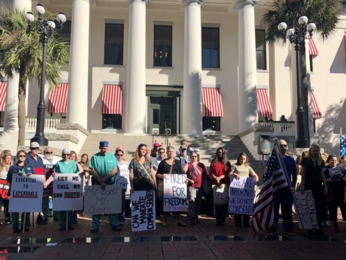 Hundreds rally for freedom of medicine at the Florida Capitol